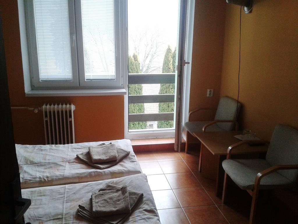 Garni Hotel Sonata Trenčianske Teplice Εξωτερικό φωτογραφία