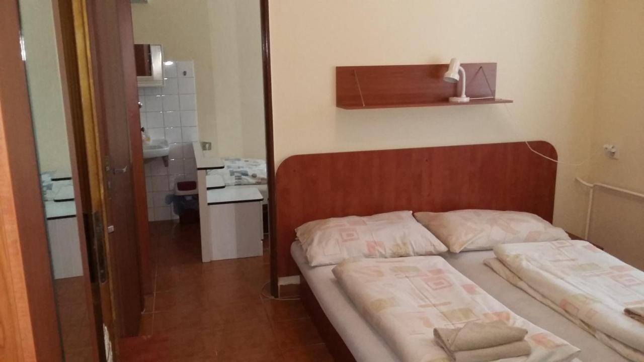 Garni Hotel Sonata Trenčianske Teplice Εξωτερικό φωτογραφία